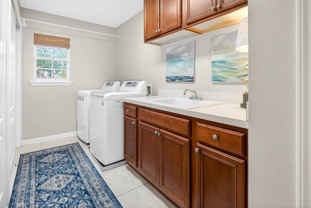 712 Wooded Hamlet Ct, St Augustine, FL 32084