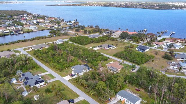 5248 NOYES LANE, Port Charlotte, FL 33981