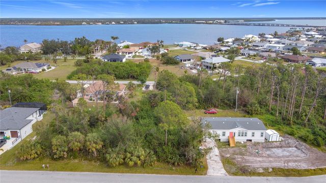 5248 NOYES LANE, Port Charlotte, FL 33981