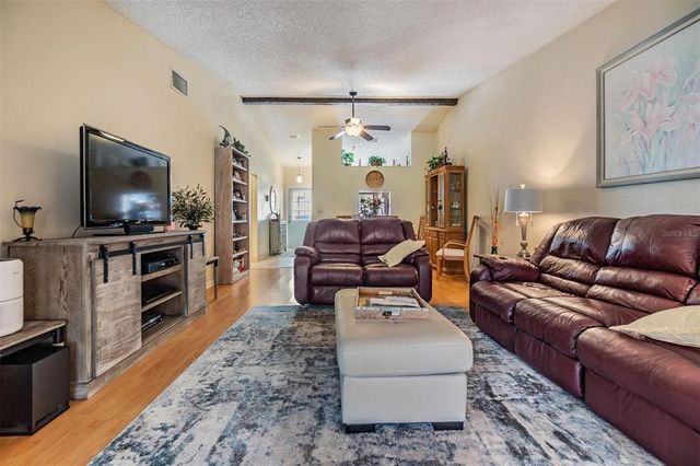 1333 SHADY PINE WAY B, Tarpon Springs, FL 34688