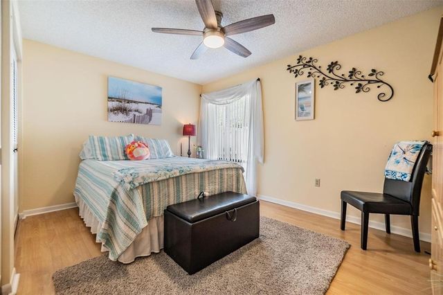 1333 SHADY PINE WAY B, Tarpon Springs, FL 34688
