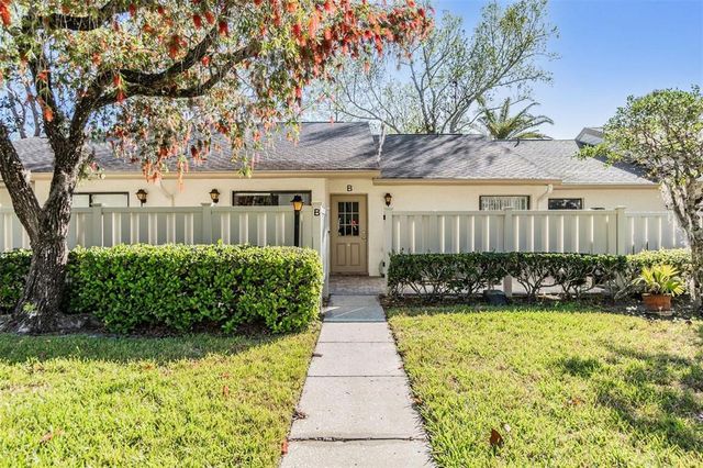 1333 SHADY PINE WAY B, Tarpon Springs, FL 34688