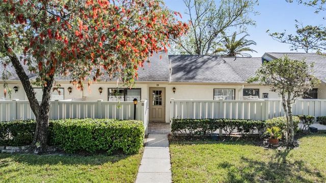 1333 SHADY PINE WAY B, Tarpon Springs, FL 34688