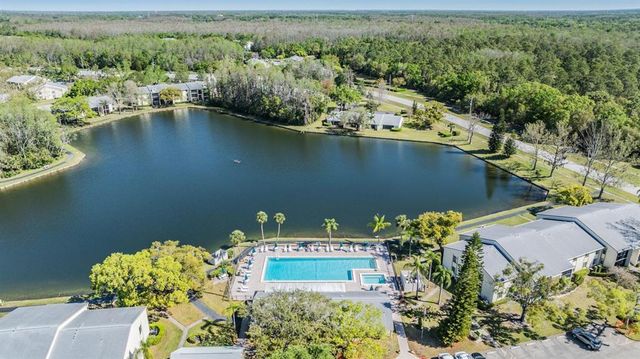 1333 SHADY PINE WAY B, Tarpon Springs, FL 34688