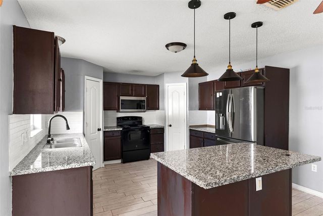 257 VERVAIN AVENUE, Davenport, FL 33837