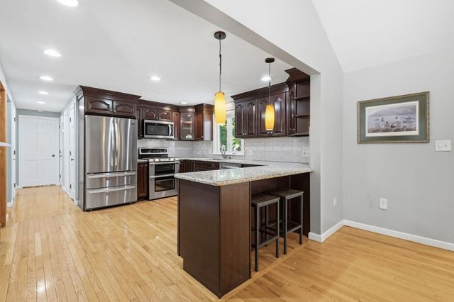1105 Stony Hill Rd, Wilbraham, MA 01095