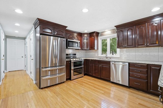 1105 Stony Hill Rd, Wilbraham, MA 01095