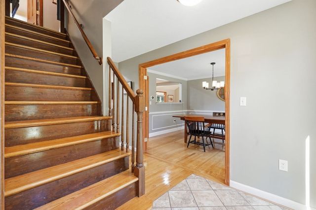 1105 Stony Hill Rd, Wilbraham, MA 01095