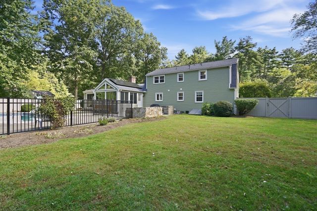 1105 Stony Hill Rd, Wilbraham, MA 01095