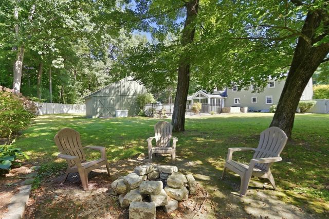 1105 Stony Hill Rd, Wilbraham, MA 01095