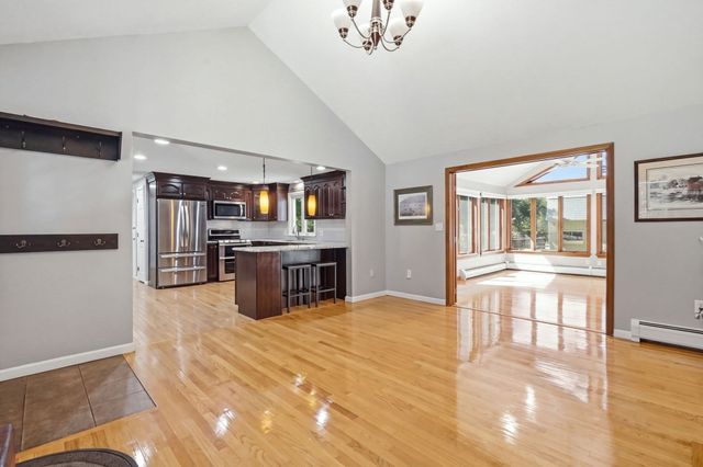 1105 Stony Hill Rd, Wilbraham, MA 01095