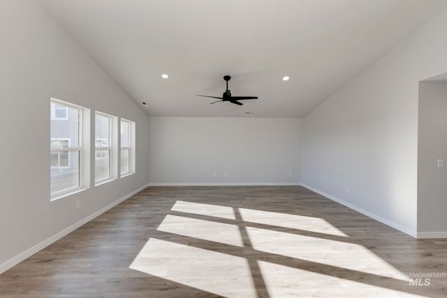 3056 E Mossy Creek Dr, Kuna, ID 83634