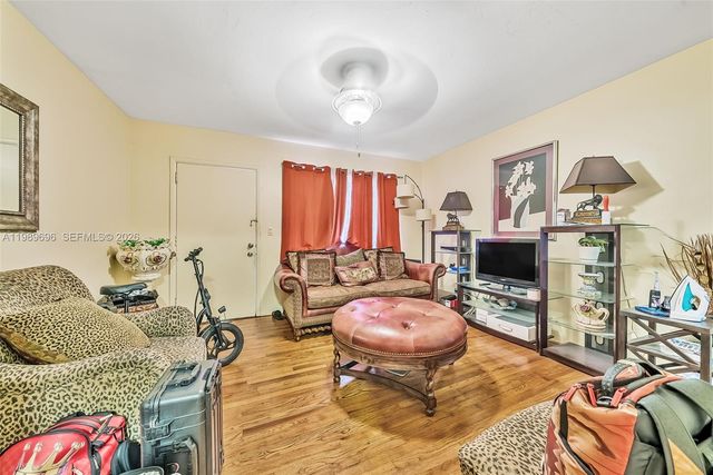 6701 NW 5th Ave, Miami, FL 33150