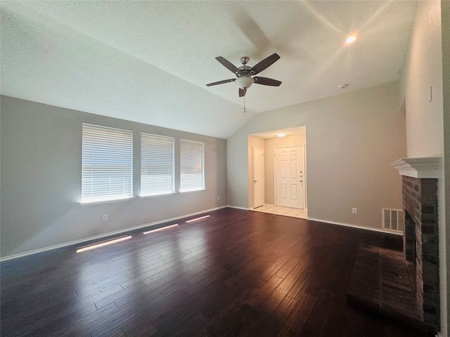 2432 Spoonbill Court, Mesquite, TX 75181