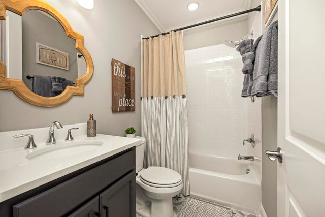 2007 McAvoy Dr, Franklin, TN 37064