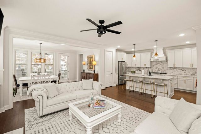 2007 McAvoy Dr, Franklin, TN 37064