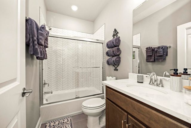 2007 McAvoy Dr, Franklin, TN 37064