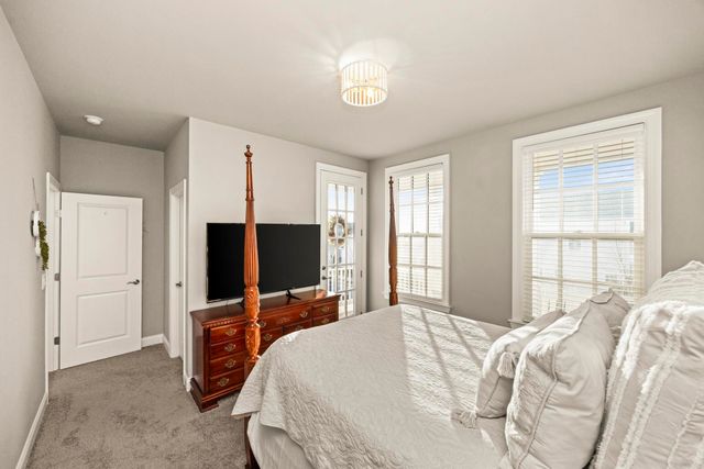 2007 McAvoy Dr, Franklin, TN 37064