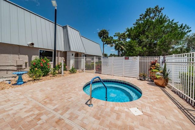 12154 PUTTER GREEN COURT, New Port Richey, FL 34654