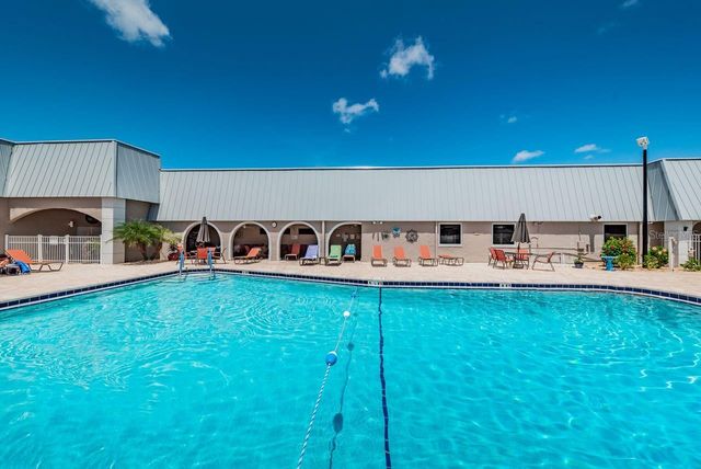 12154 PUTTER GREEN COURT, New Port Richey, FL 34654