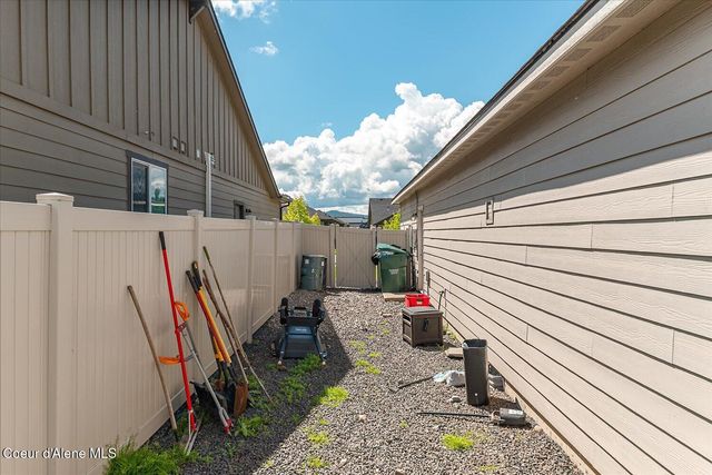 4735 N Connery Loop, Post Falls, ID 83854