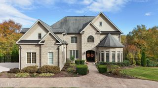 4546 Highland Woods Way, Powell, TN 37849