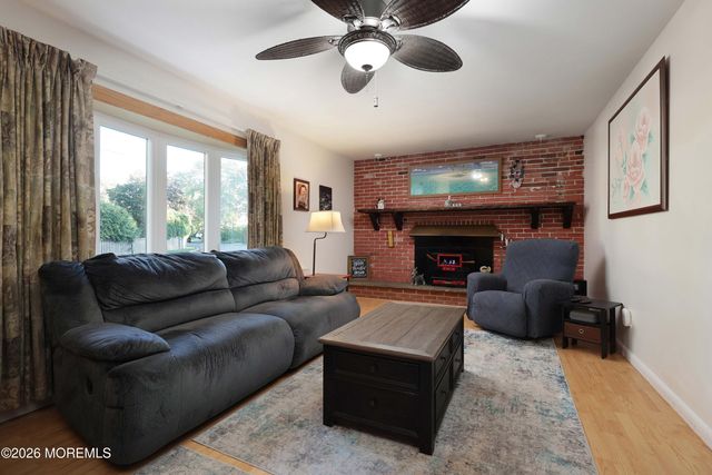 341 Jefferson Court, Brick, NJ 08724