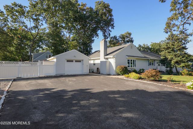 341 Jefferson Court, Brick, NJ 08724