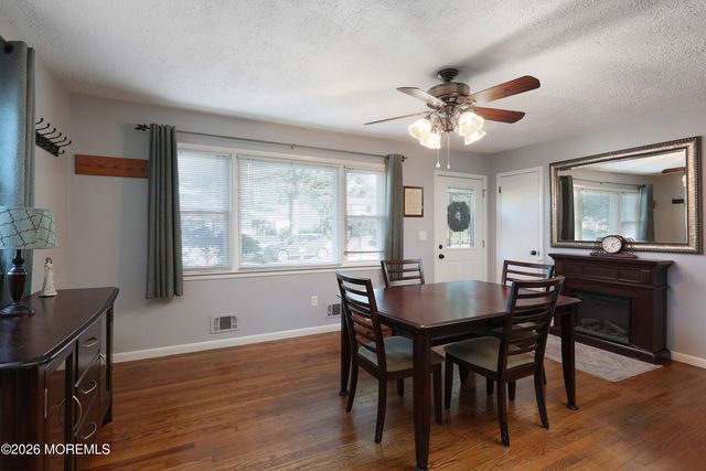 341 Jefferson Court, Brick, NJ 08724