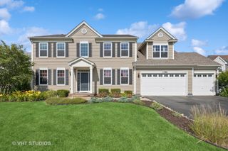 11581 BEACON Avenue, Huntley, IL 60142