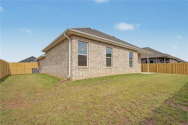 220 Ryker Ridge, Centerton, AR 72719