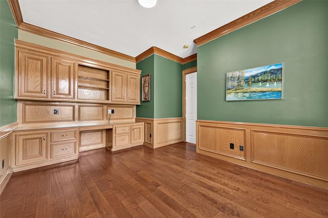 7706 Long Shadows Drive, Sugar Land, TX 77479