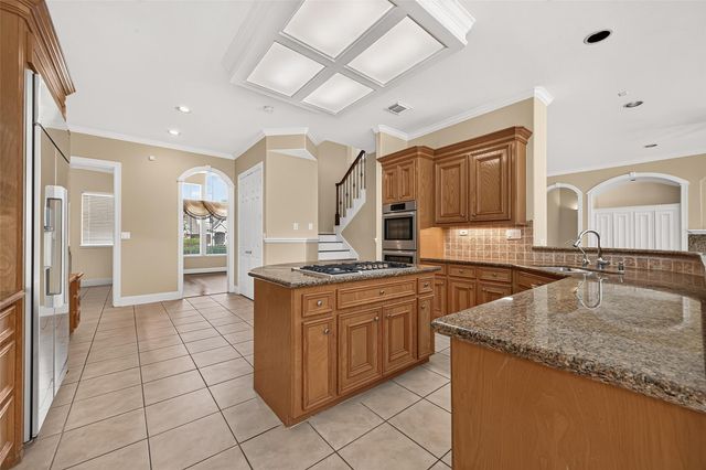 7706 Long Shadows Drive, Sugar Land, TX 77479