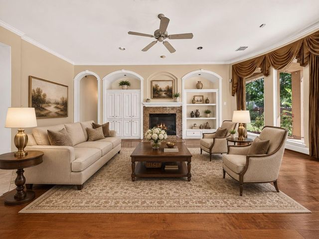 7706 Long Shadows Drive, Sugar Land, TX 77479