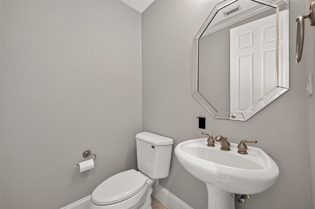 7706 Long Shadows Drive, Sugar Land, TX 77479