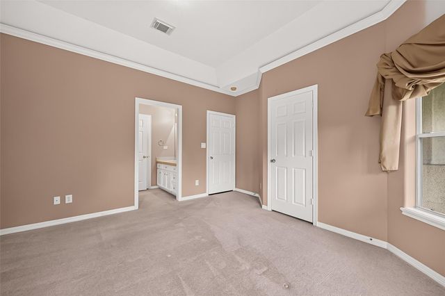 7706 Long Shadows Drive, Sugar Land, TX 77479