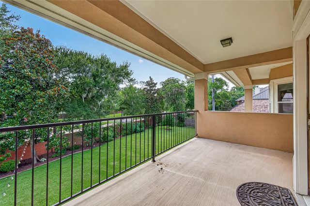 7706 Long Shadows Drive, Sugar Land, TX 77479
