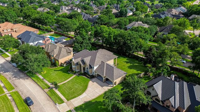 7706 Long Shadows Drive, Sugar Land, TX 77479