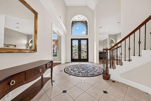 7706 Long Shadows Drive, Sugar Land, TX 77479