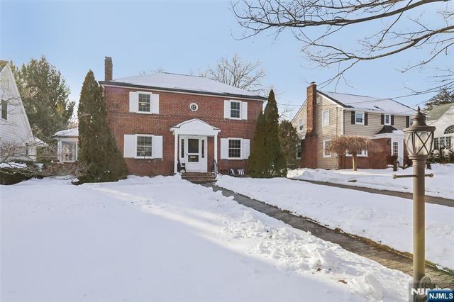 56 Highland Road, Glen Rock, NJ 07452