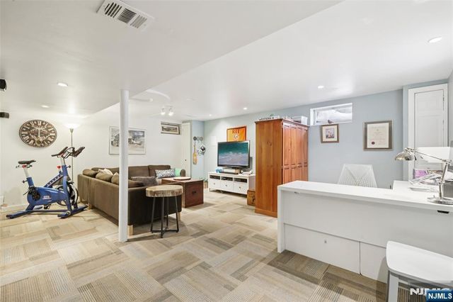 56 Highland Road, Glen Rock, NJ 07452