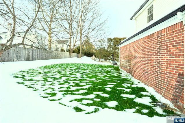 56 Highland Road, Glen Rock, NJ 07452