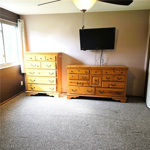67 Landings Way, Avon Lake, OH 44012