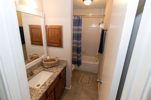 1009 Wildwood Drive, Deer Park, TX 77536