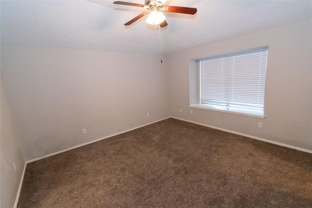 1009 Wildwood Drive, Deer Park, TX 77536