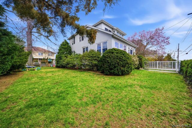 107 Edgewood Avenue, Yonkers, NY 10704