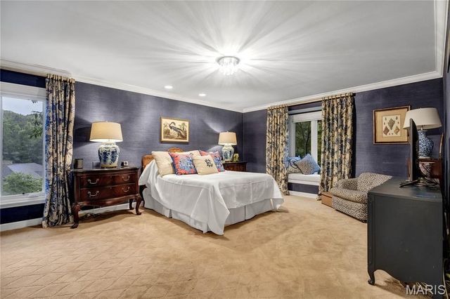 265 South Graeser Road, Creve Coeur, MO 63141