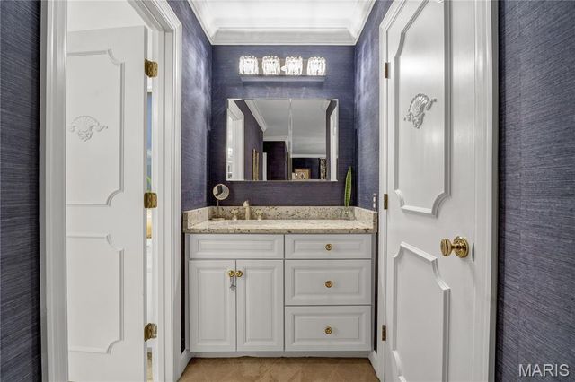 265 South Graeser Road, Creve Coeur, MO 63141