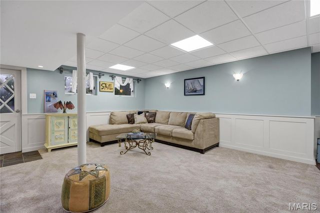 265 South Graeser Road, Creve Coeur, MO 63141