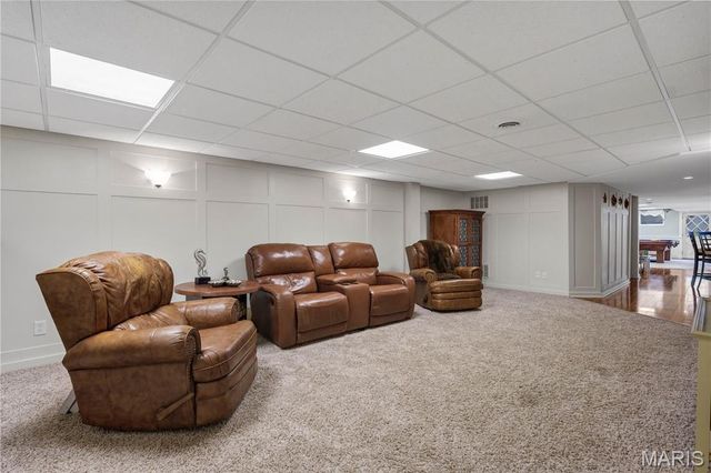 265 South Graeser Road, Creve Coeur, MO 63141